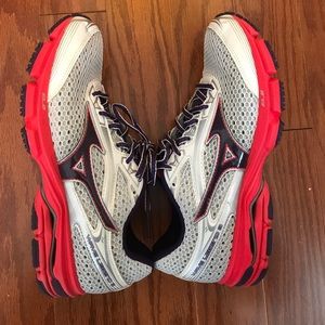 Mizuno wave legend 3 running shoe